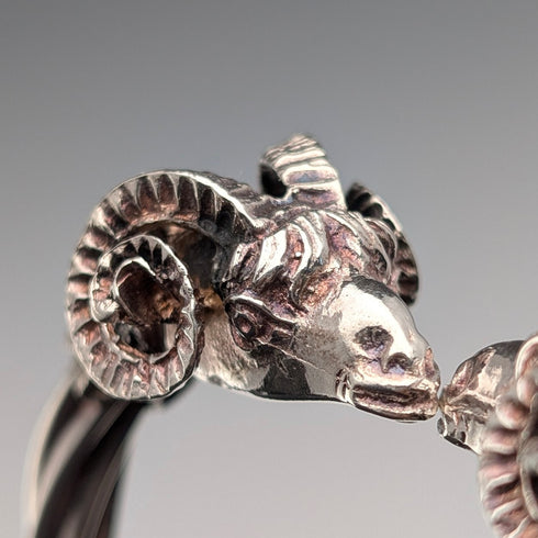 Vintage Sterling Silver Ram's Head Hinged Bangle Bracelet 42g